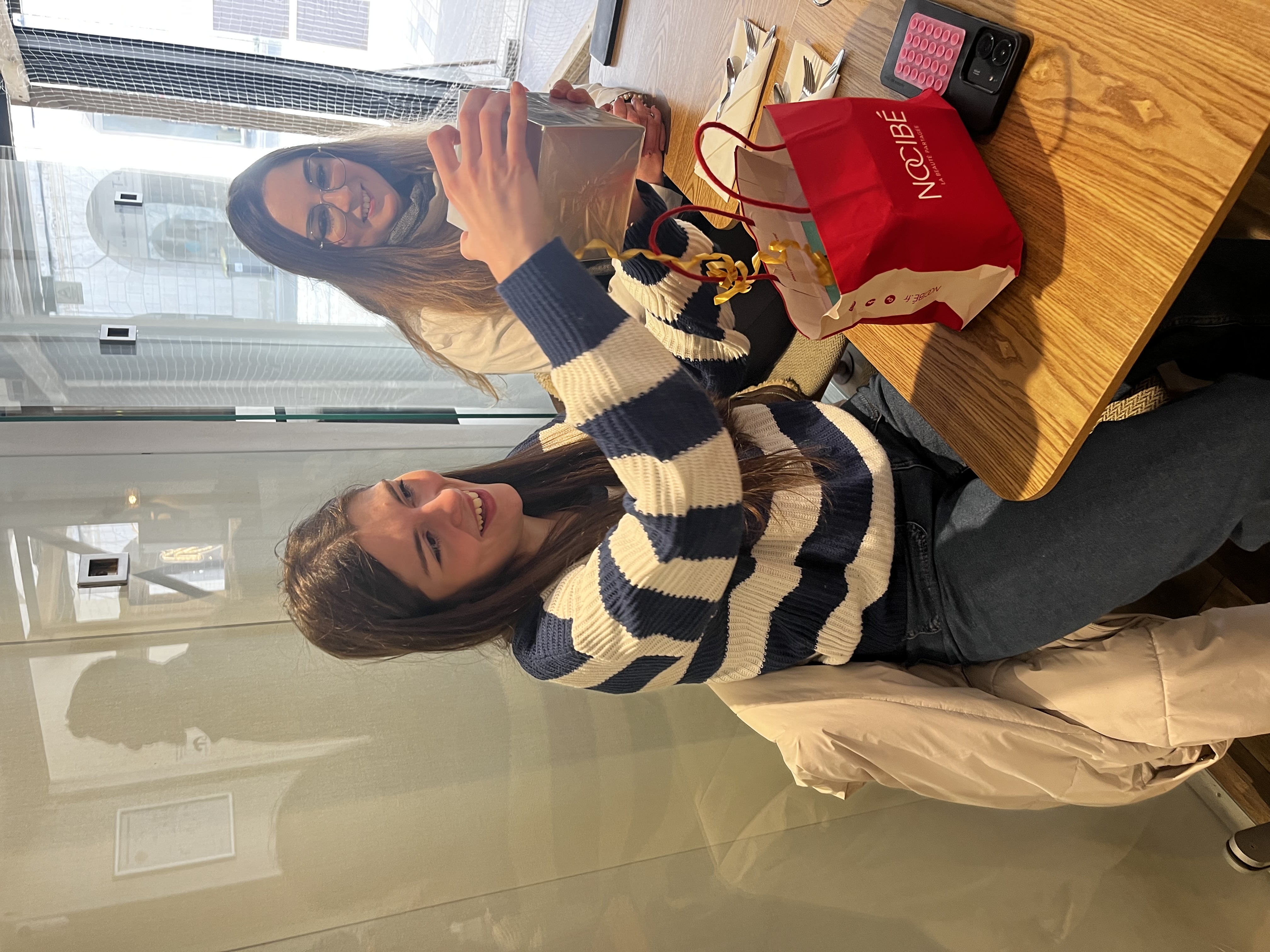 Pauline bar à chats et parfum