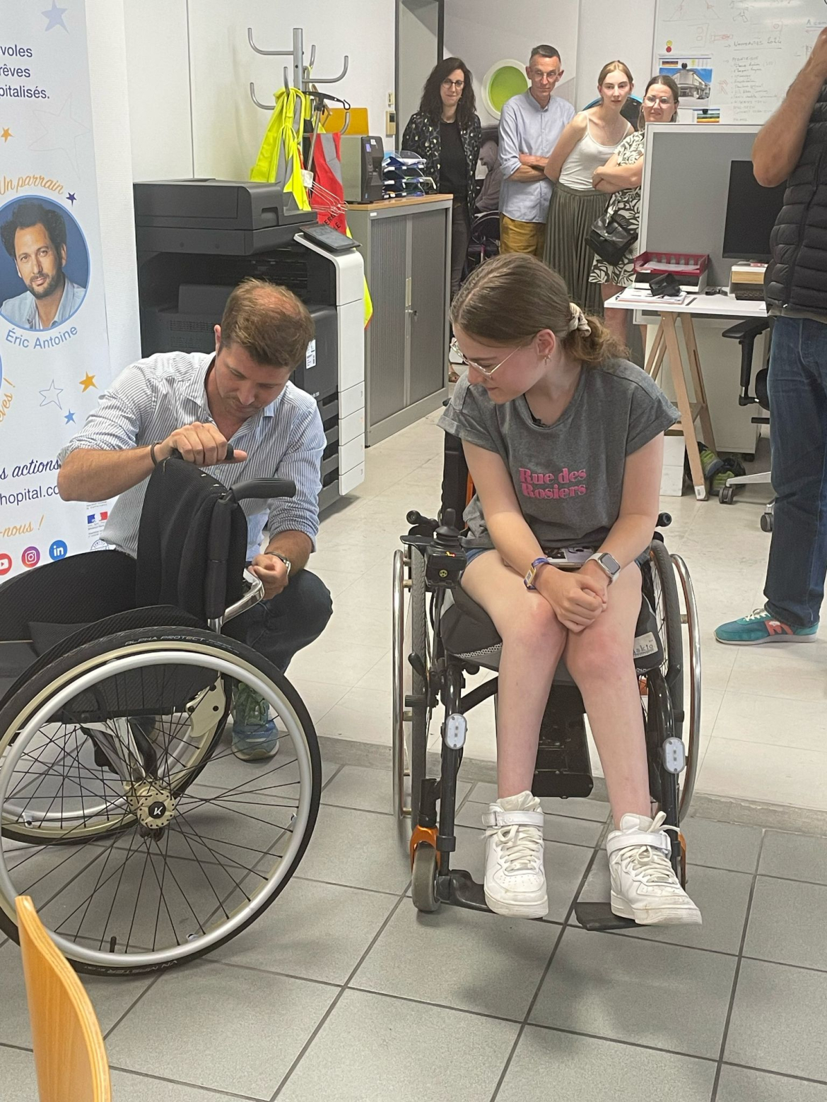 2025-07-17_Remise_Fauteuil_Apolline