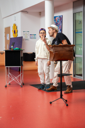 11 sept. - Le Magi'Bus à l'IEM Ballan Charlemagne à Miré