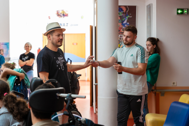 11 sept. - Le Magi'Bus à l'IEM Ballan Charlemagne à Miré